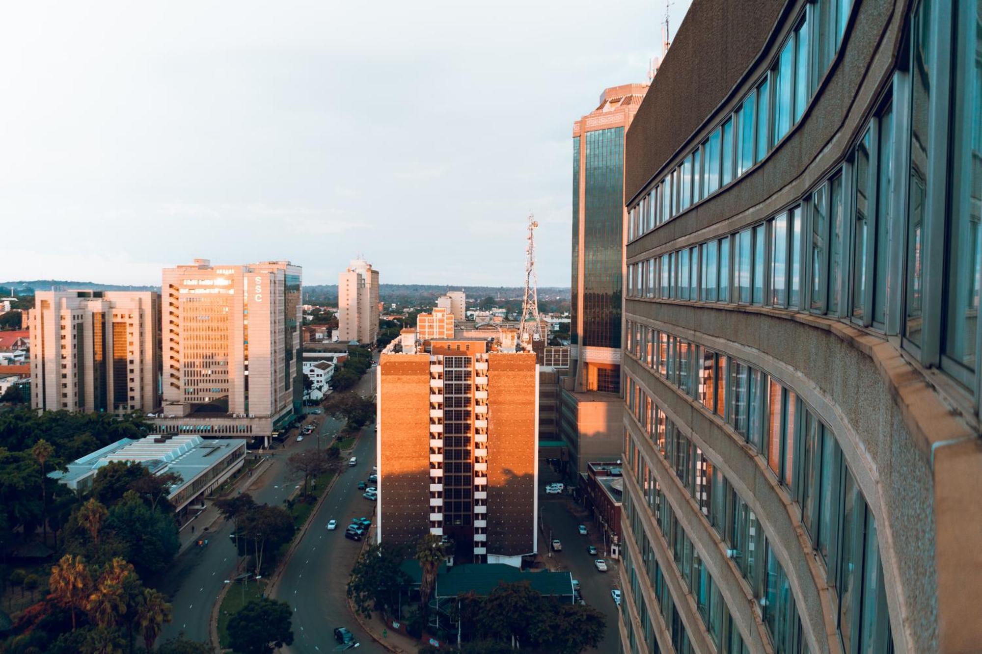 Hotel Monomotapa Harare Exterior foto