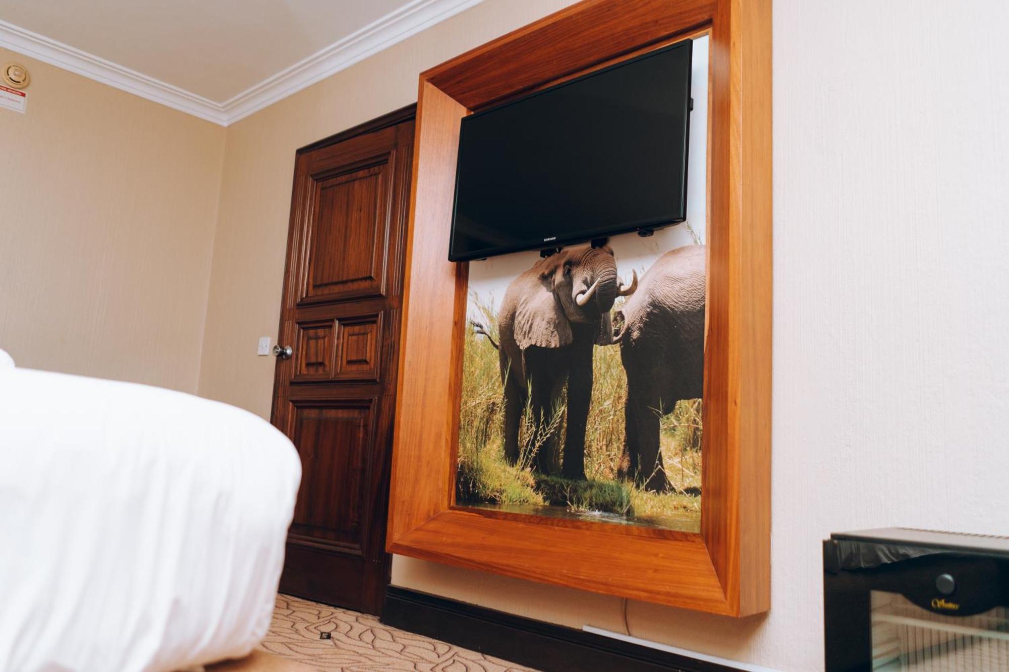 Hotel Monomotapa Harare Exterior foto